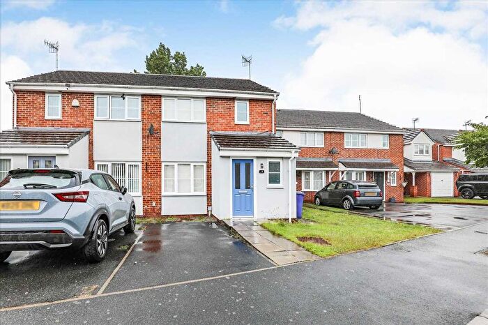 3 Bedroom Semi-Detached House For Sale In Kinsale Drive, Allerton, Liverpool, L19