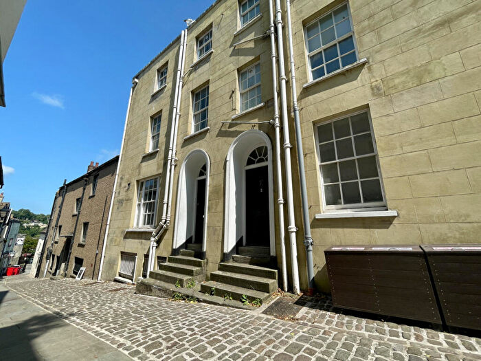 2 Bedroom Flat To Rent In Hocker Hill Street, Chepstow, NP16