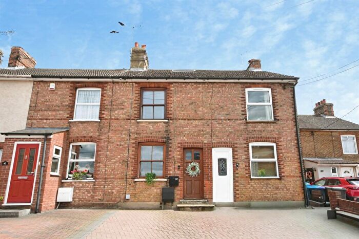 3 Bedroom Terraced House For Sale In Chapel Hill, Braintree, CM7