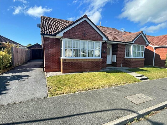 3 Bedroom Bungalow To Rent In Cae Rhos Goed, Llandudno Junction, Conwy, LL31