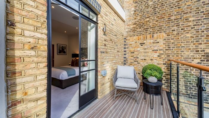 3 Bedroom Penthouse To Rent In Palace Wharf Apartments, Rainville Road, Fulham, W6