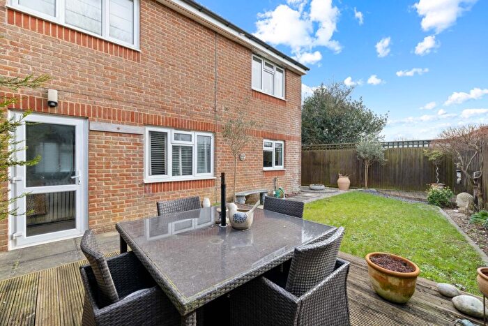 3 Bedroom Detached House For Sale In Rosemary Close, Rose Green, PO21