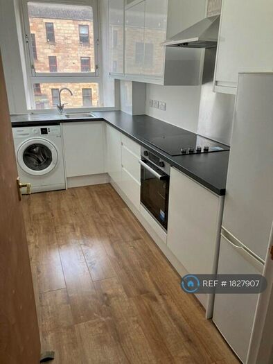 3 Bedroom Flat To Rent In Fordyce Street, Glasgow, G11
