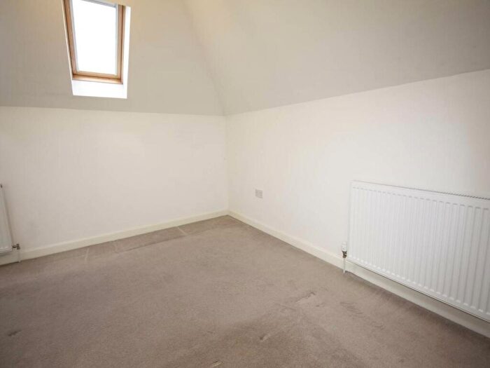 1 Bedroom Flat To Rent In Kirk Loan, Corstorphine, Edinburgh, EH12