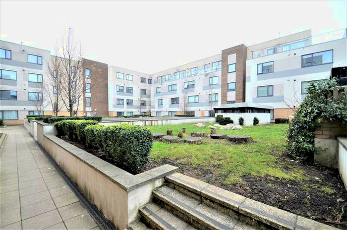 2 Bedroom Flat To Rent In West Plaza, Stanwell, Staines-upon-thames, TW19
