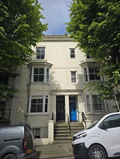 1 Bedroom Flat To Rent In York Road, Hove, BN3