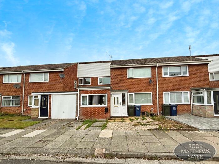 3 Bedroom Terraced House For Sale In Salters Close, Newcastle Upon Tyne, NE3