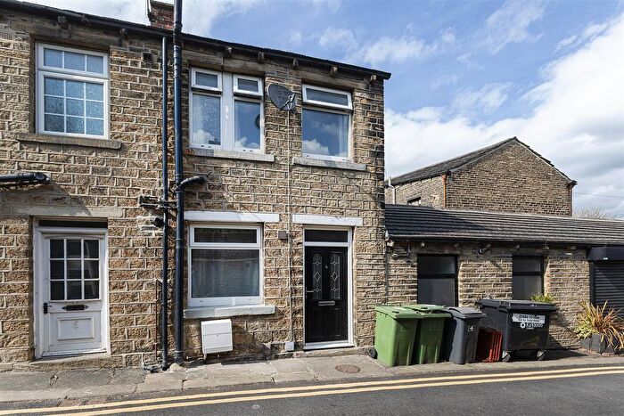1 Bedroom Semi-Detached House To Rent In Temple Street, Lindley, Huddersfield, HD3