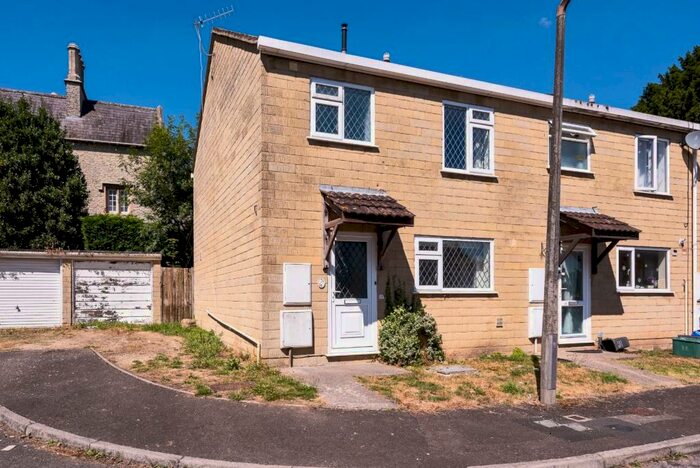 4 Bedroom Semi-Detached House To Rent In Dominion Road, Bath, BA2