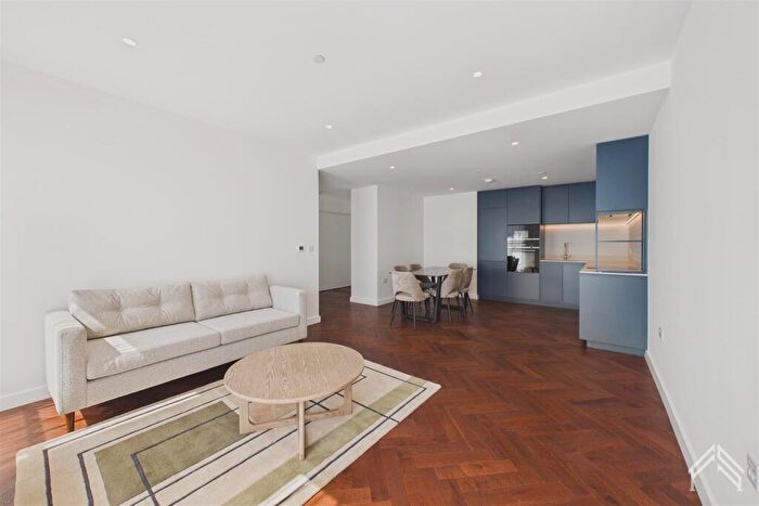 3 Bedroom Apartment To Rent In The Delamarre House, Parkview Avenue, NW2