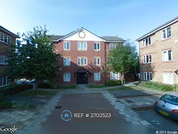 2 Bedroom Flat To Rent In Pullman Place, Eltham, SE9