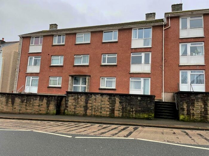 2 Bedroom Flat To Rent In Antony Road, Torpoint, PL11