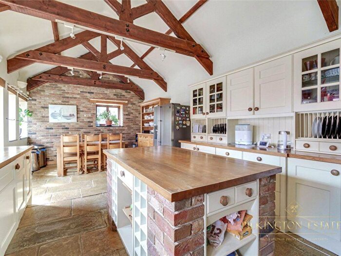 6 Bedroom Detached House For Sale In Plympton, Plymouth, Devon, PL7