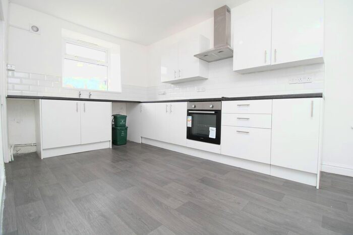 2 Bedroom Terraced House To Rent In Llewellyn Street, Pentre, CF41