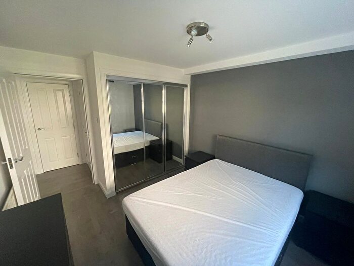 2 Bedroom Flat To Rent In B South College Street, Aberdeen, AB11