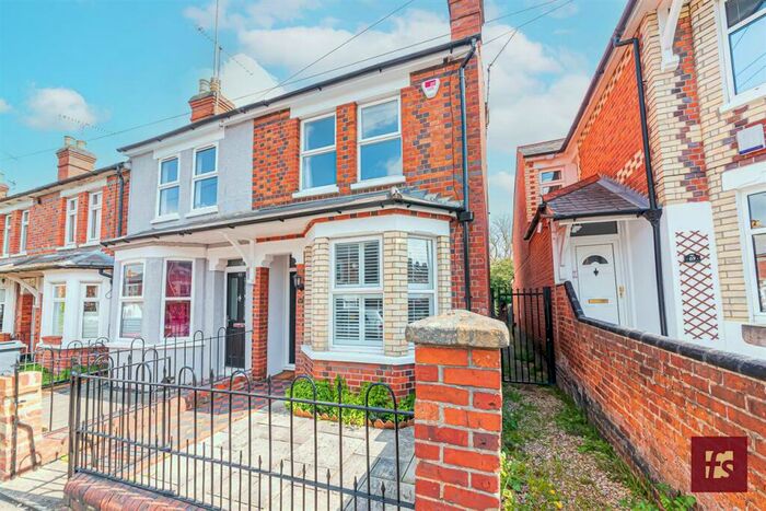 2 Bedroom End Of Terrace House To Rent In Highgrove Street, Reading, RG1