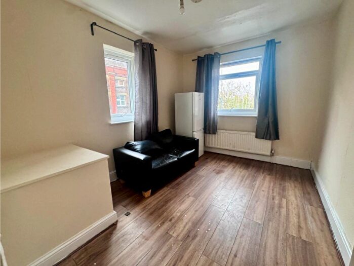 1 Bedroom Flat To Rent In Kilburn High Road, London, NW6