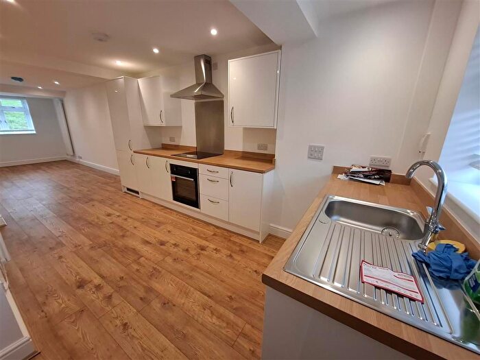 1 Bedroom Flat To Rent In Wharfedale, Hemel Hempstead, HP2