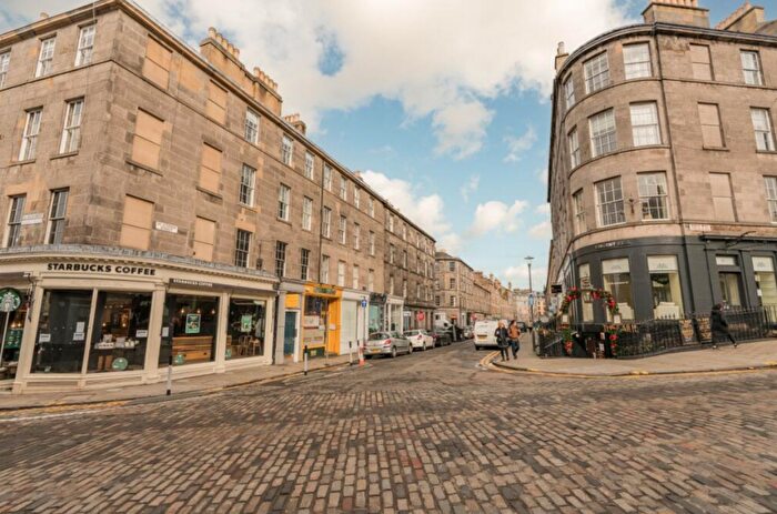 2 Bedroom Flat To Rent In , St Stephen St, Edinburgh, EH3