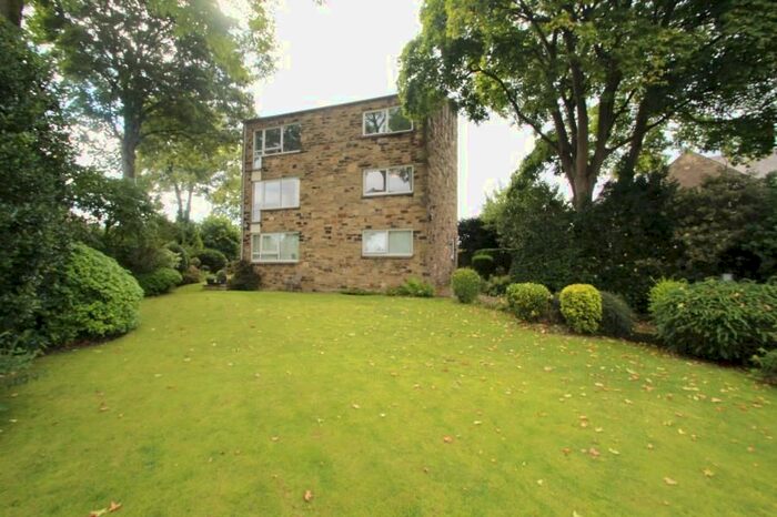 2 Bedroom Flat To Rent In Flat, Marlowe Court, Guiseley, Leeds, West Yorkshire, LS20