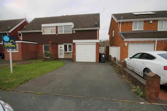 3 Bedroom Semi-Detached House To Rent In Norbroom Drive, Newport TF10