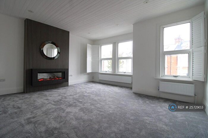 2 Bedroom Maisonette To Rent In Leathwaite Road, London, SW11