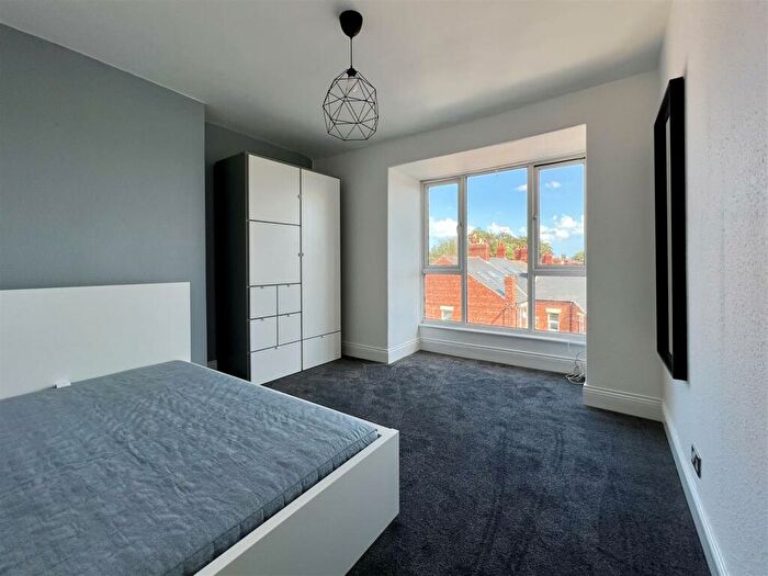 7 Bedroom House To Rent In Manor House Road, Newcastle Upon Tyne, NE2