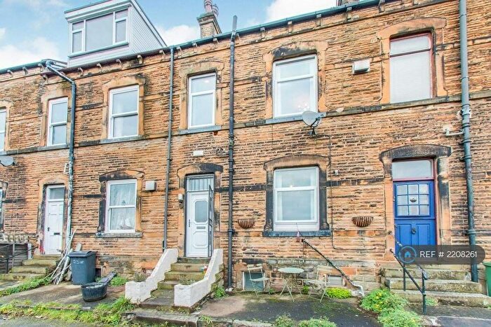 1 Bedroom Terraced House To Rent In Bank Terrace, Morley, Leeds, LS27