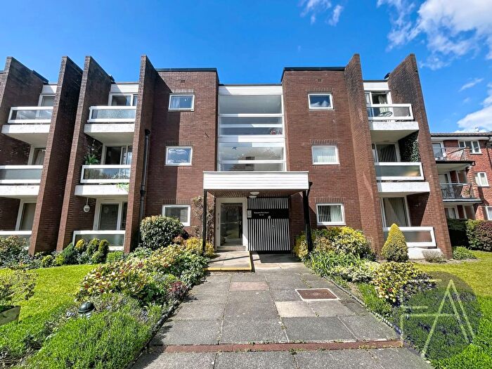 2 Bedroom Flat For Sale In Argyle Road, Southport, Merseyside, PR9