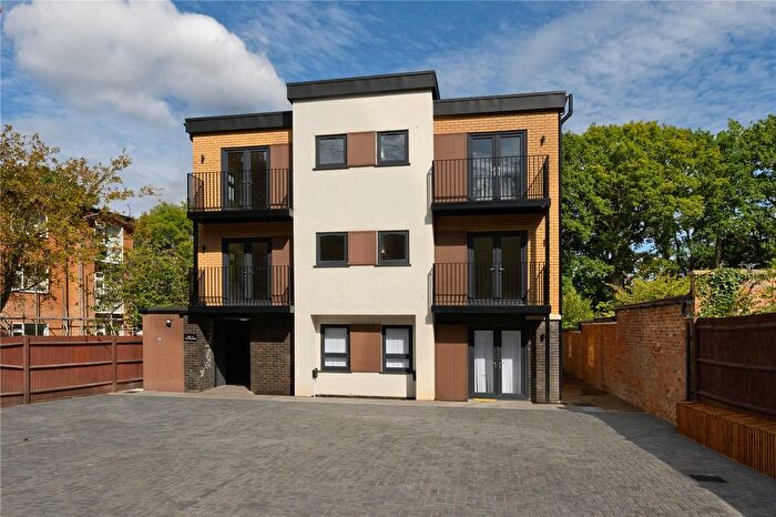 1 Bedroom Flat For Sale In St. Johns Road, Woking, GU21