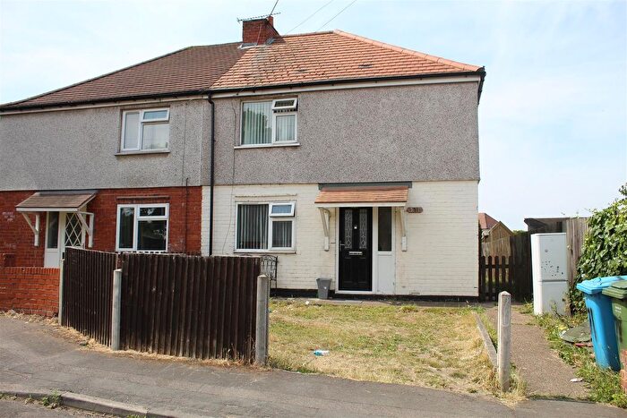 3 Bedroom Semi-Detached House For Sale In Hardwick Road East, Worksop, S80