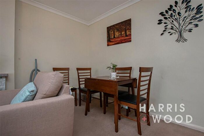 2 Bedroom Bungalow For Sale In Cottage Drive, Colchester, Essex, CO2