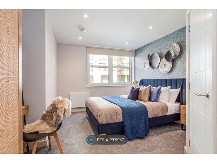 2 Bedroom Flat To Rent In Richmond House, Bournemouth, BH2