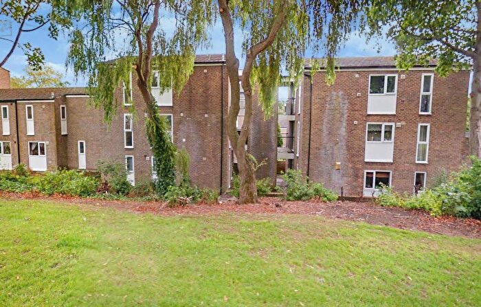 2 Bedroom Flat To Rent In Alnwick Court, Washington, NE38