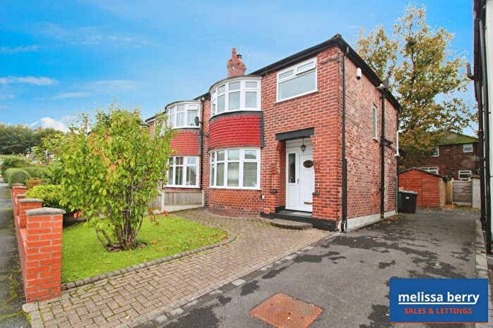 3 Bedroom Semi-detached House For Sale In Oaklands Drive, Prestwich, Manchester, M25