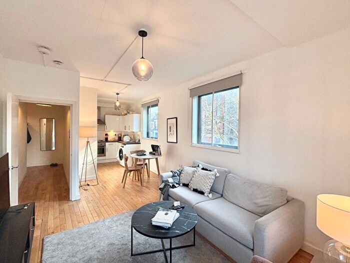 1 Bedroom Flat To Rent In Pentonville Road, London, N1