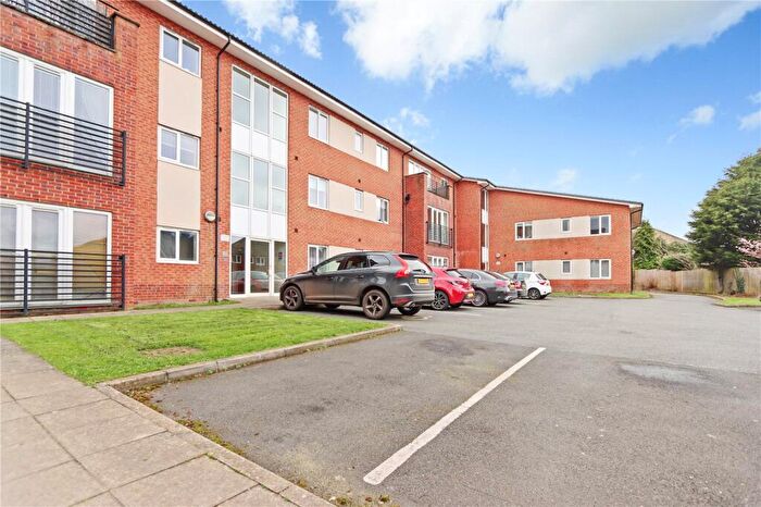 2 Bedroom Flat For Sale In Pickering Place, Durham, DH1