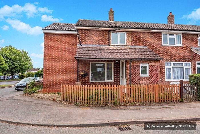 6 Bedroom End Of Terrace House To Rent In Farnham Road, Farnham Royal, SL2