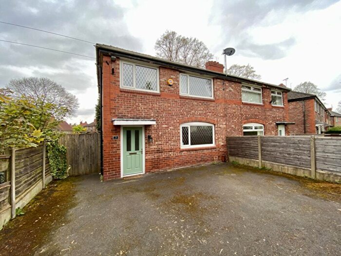 3 Bedroom Semi-Detached House To Rent In The Drive, Didsbury, Manchester, M20