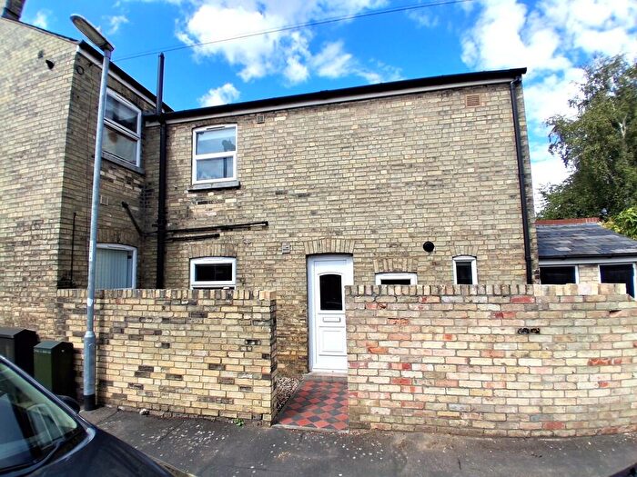 1 Bedroom Flat To Rent In Wetenhall Road, Cambridge, CB1