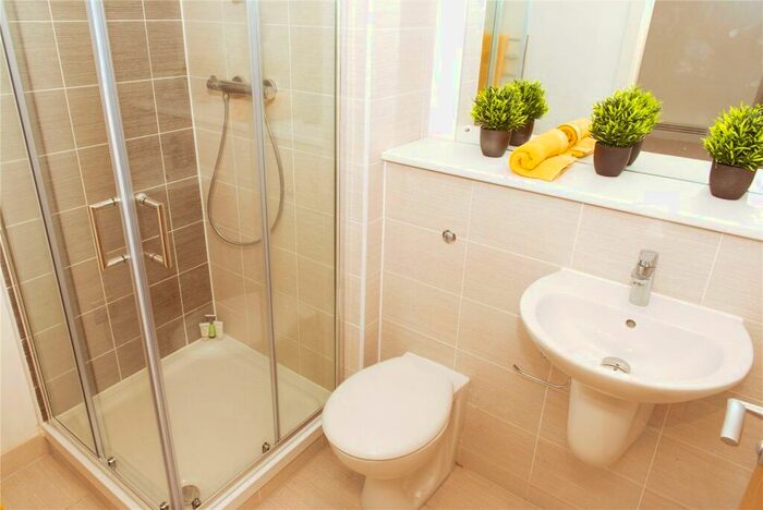 3 Bedroom Flat To Rent In The Plaza, Advent Way, Ancoats, Manchester, M4