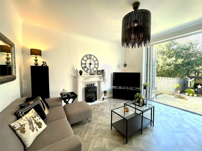 3 Bedroom Terraced House For Sale In Dene View, Highfield, Rowlands