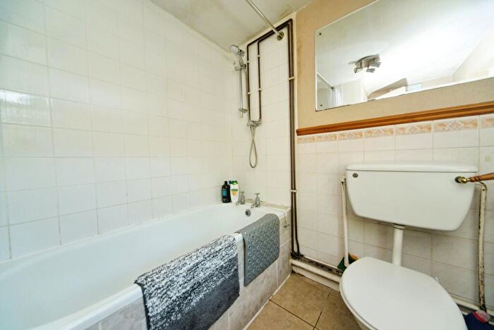 1 Bedroom Flat For Sale In Ditchling Rise, Brighton, East Sussex, BN1