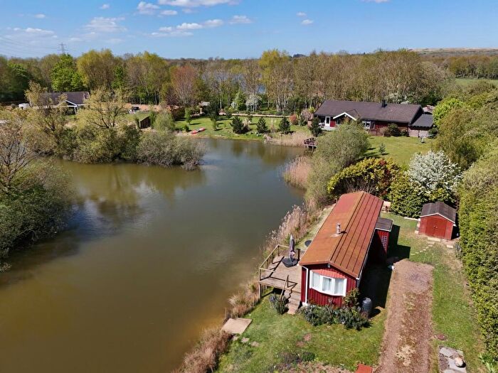 2 Bedroom Lodge For Sale In Wormegay Road, Blackborough End, King's Lynn, PE32