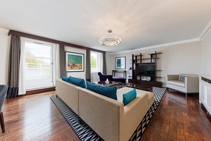 2 Bedroom Flat To Rent In Stanhope Gardens, London, SW7