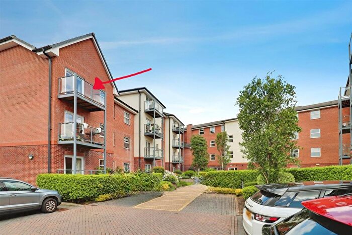 2 Bedroom Flat For Sale In High Street, Wolstanton, Newcastle, ST5
