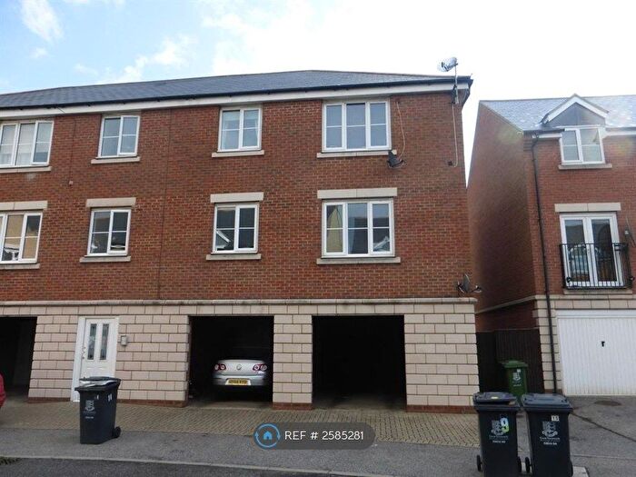 2 Bedroom Flat To Rent In Crome Drive, Great Yarmouth, NR31