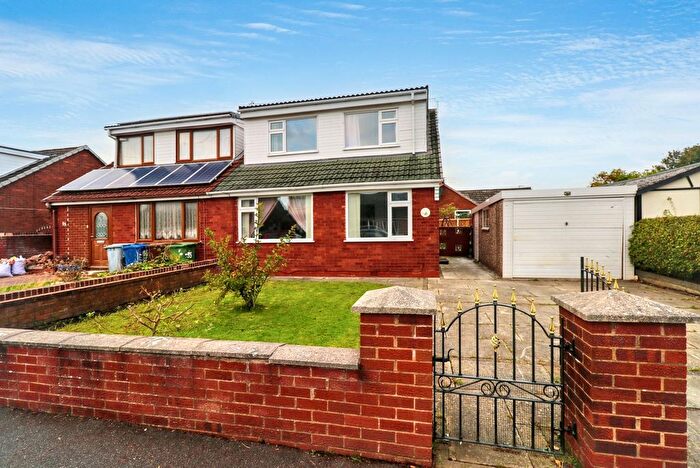 4 Bedroom Semi-Detached House To Rent In Belvedere Road, Ashton-In-Makerfield, WN4