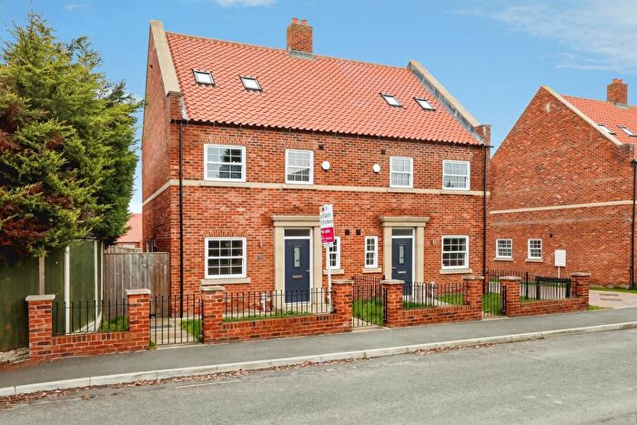 4 Bedroom Semi Detached House For Sale In High Street, Elkesley, Retford, DN22