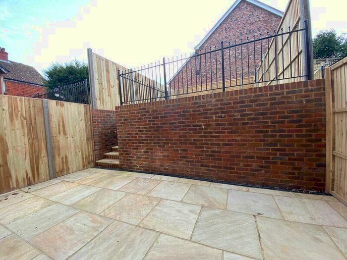 5 Bedroom Terraced House To Rent In Andrews Lane, Southwater, Horsham, RH13